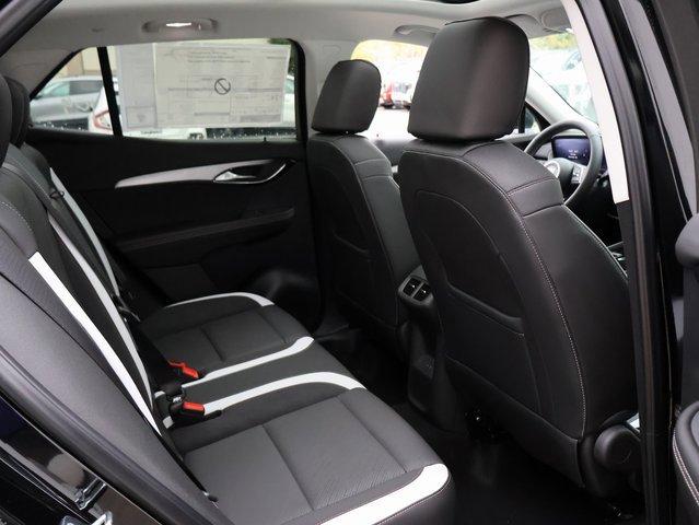 Vehicle image 18 of 63