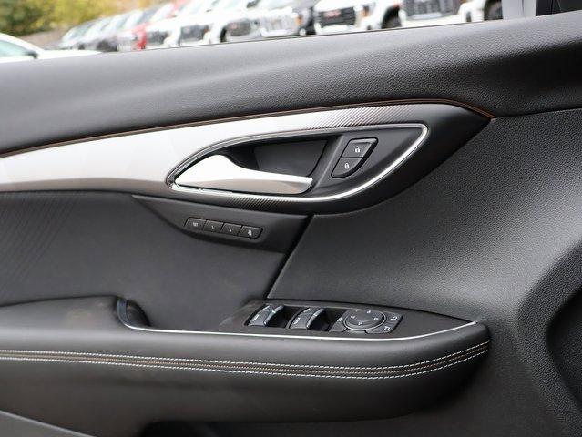 Vehicle image 43 of 63
