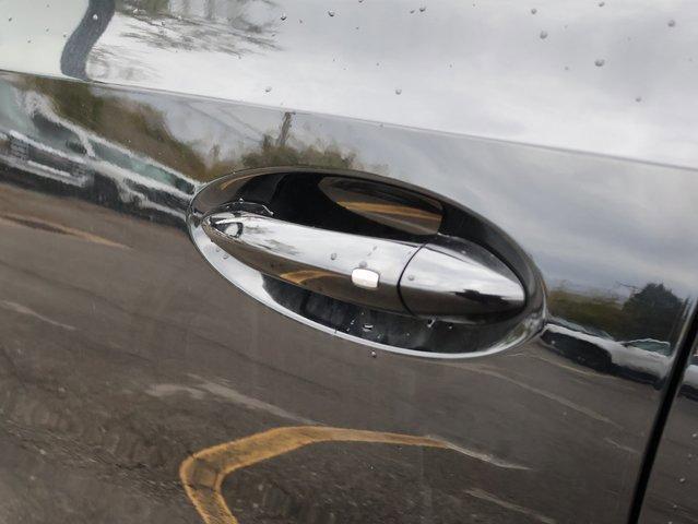 Vehicle image 26 of 63