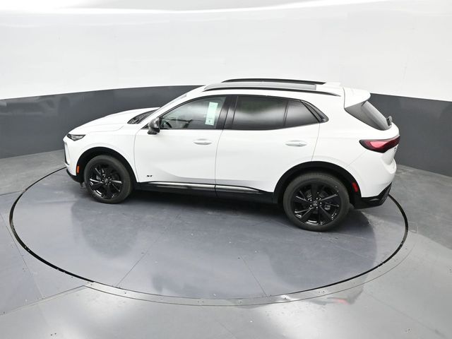 Vehicle image 26 of 43