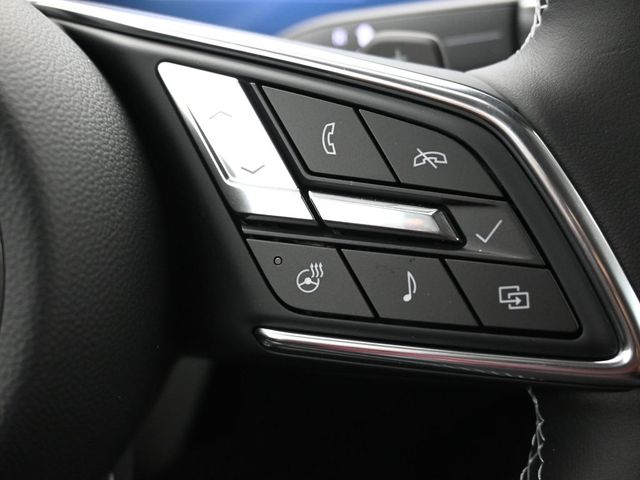 Vehicle image 35 of 43