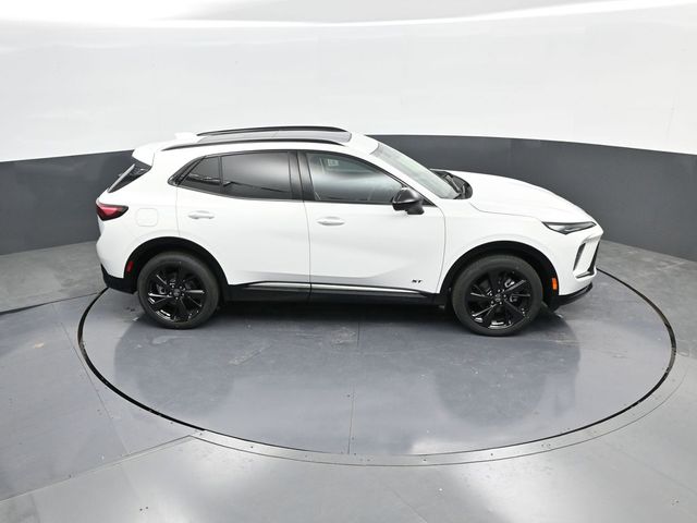 Vehicle image 15 of 43