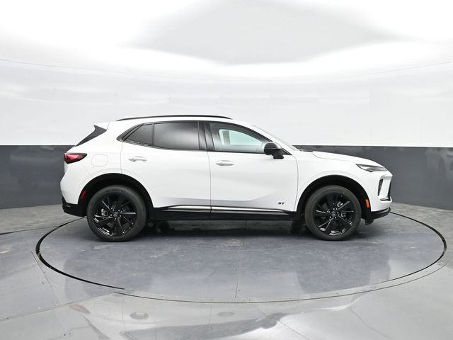 Vehicle image 13 of 43