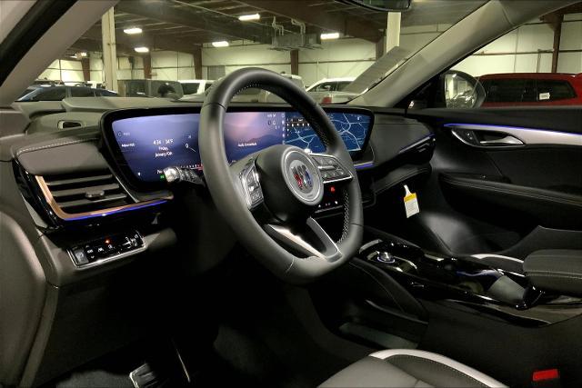 Vehicle image 16 of 40