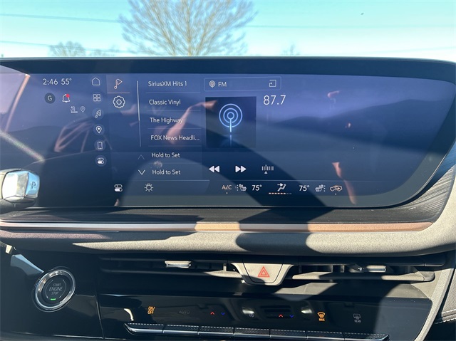 Vehicle image 29 of 47