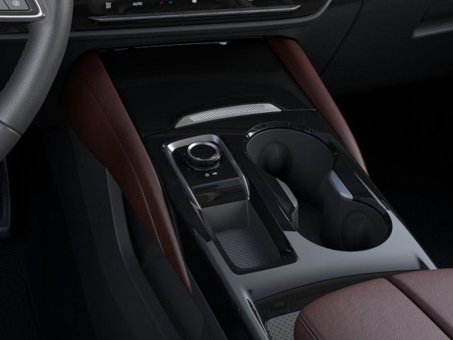 Vehicle image 24 of 25