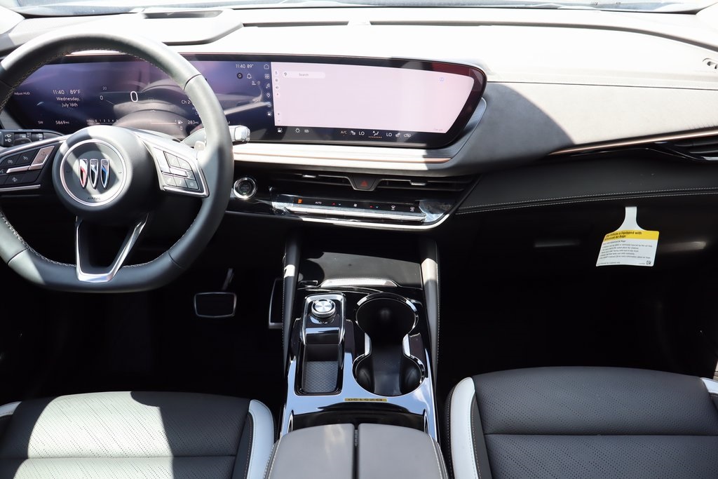 2025 Buick Envision Sport Touring Image 11 of 24