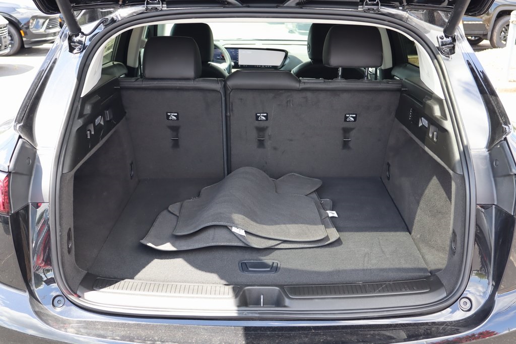 2025 Buick Envision Sport Touring Image 6 of 24