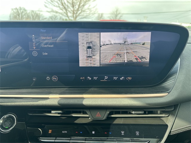 Vehicle image 31 of 47