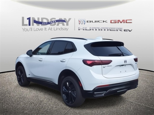 2025 Buick Envision Sport Touring Image 4 of 9