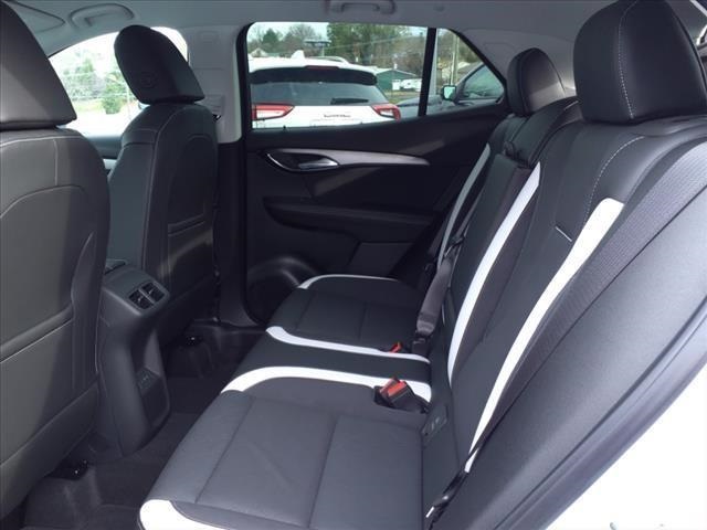 2025 Buick Envision Sport Touring Image 6 of 9