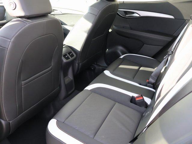 Vehicle image 23 of 62