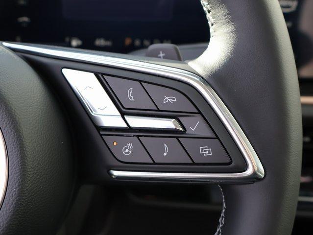 Vehicle image 38 of 62