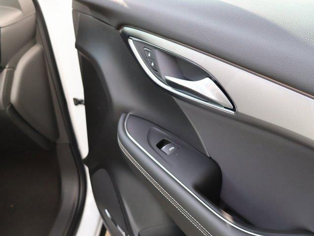 Vehicle image 16 of 62