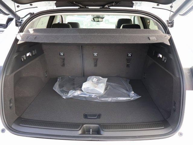 Vehicle image 21 of 62