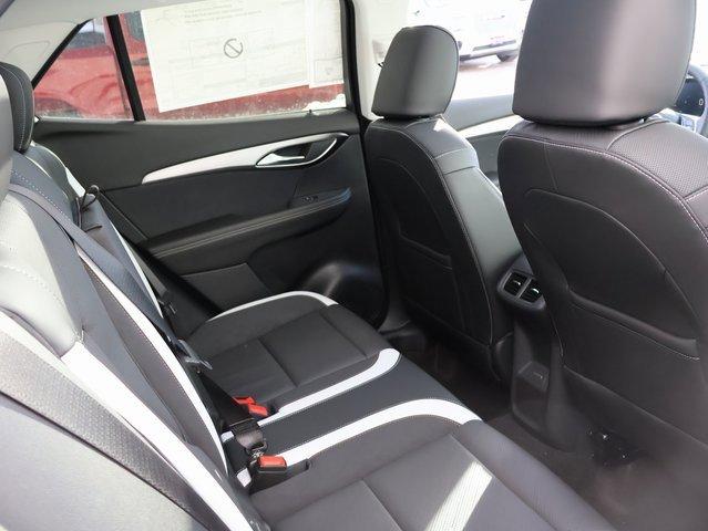Vehicle image 17 of 62