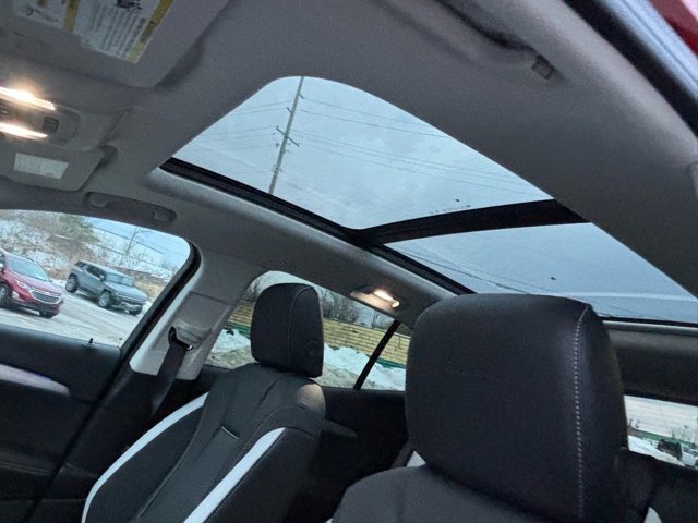 Vehicle image 18 of 22