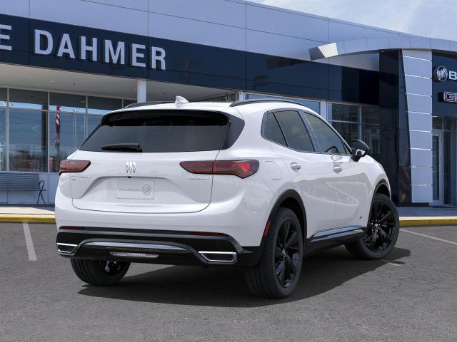 Vehicle image 10 of 40