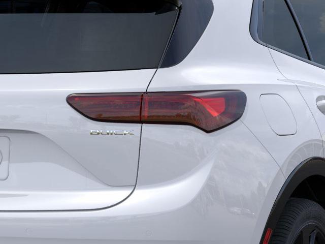 Vehicle image 27 of 40