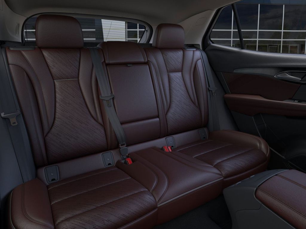 Vehicle image 17 of 25