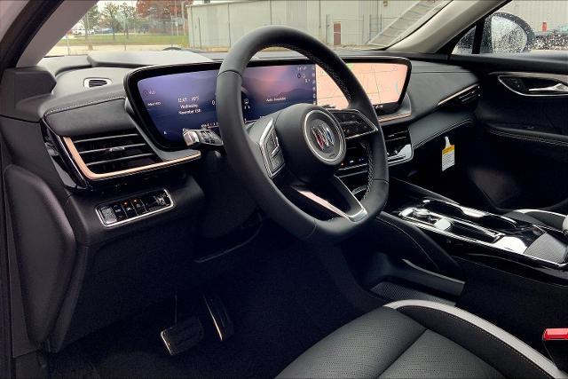 Vehicle image 16 of 40
