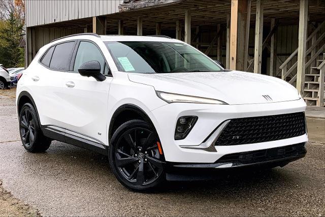Vehicle image 6 of 40