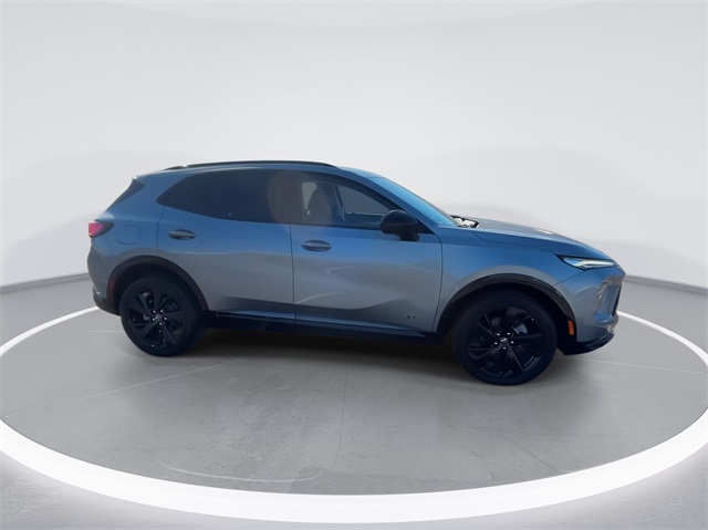 Vehicle image 8 of 47