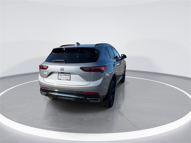 Vehicle image 16 of 47
