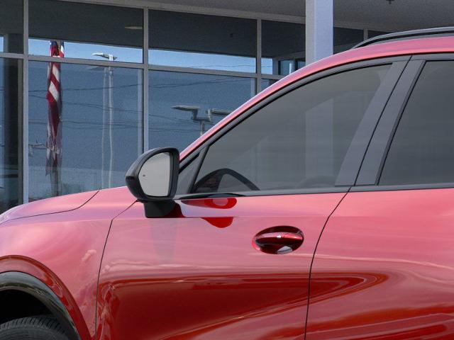 Vehicle image 28 of 40