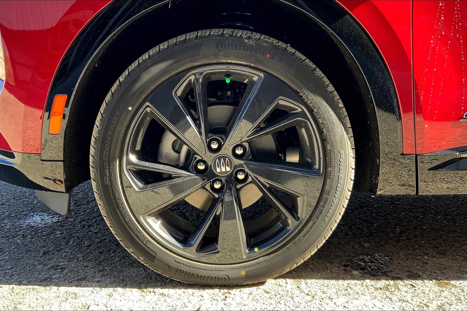 Vehicle image 21 of 40