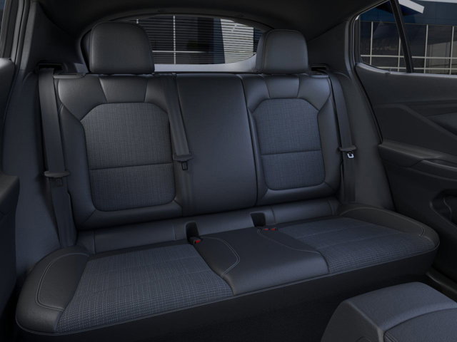 Vehicle image 17 of 24