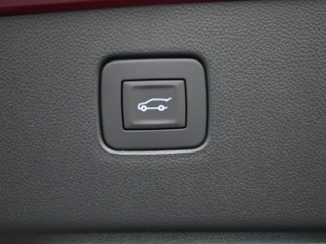 Vehicle image 43 of 46