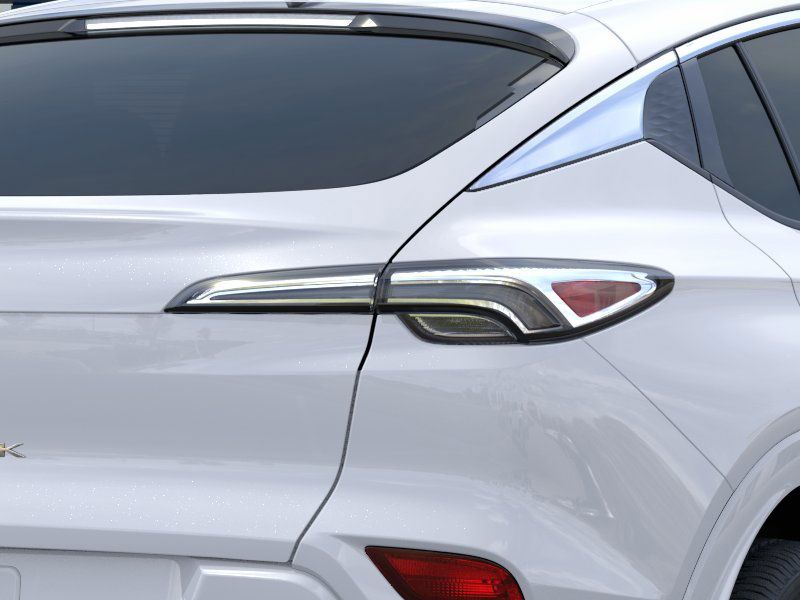 Vehicle image 11 of 24