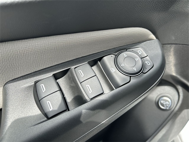 Vehicle image 38 of 45