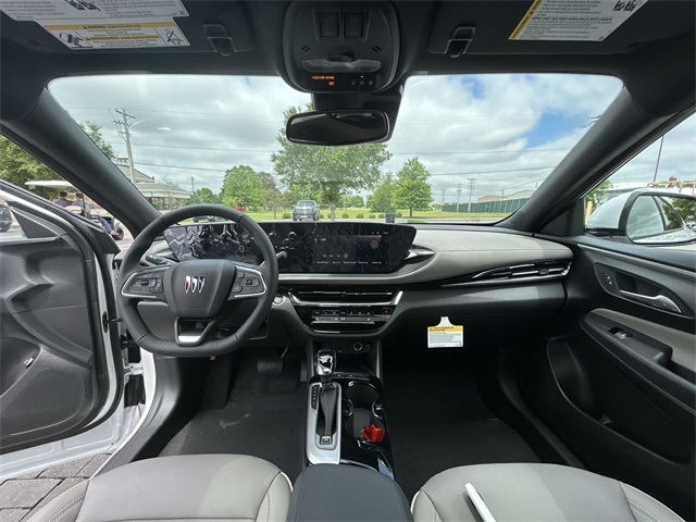 Vehicle image 36 of 45