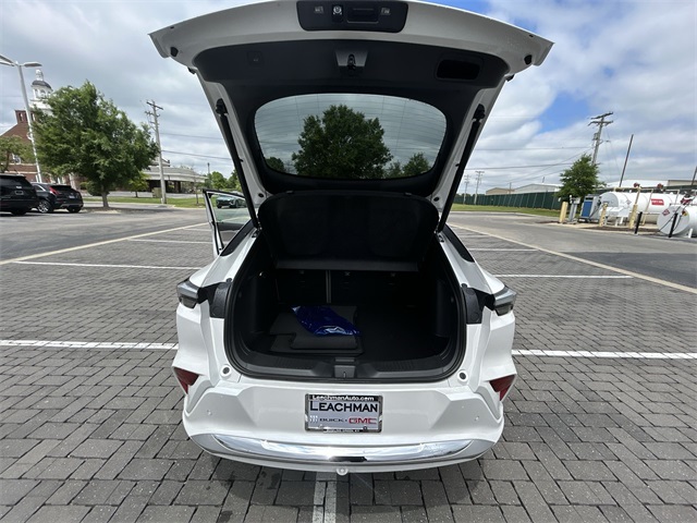 Vehicle image 40 of 45
