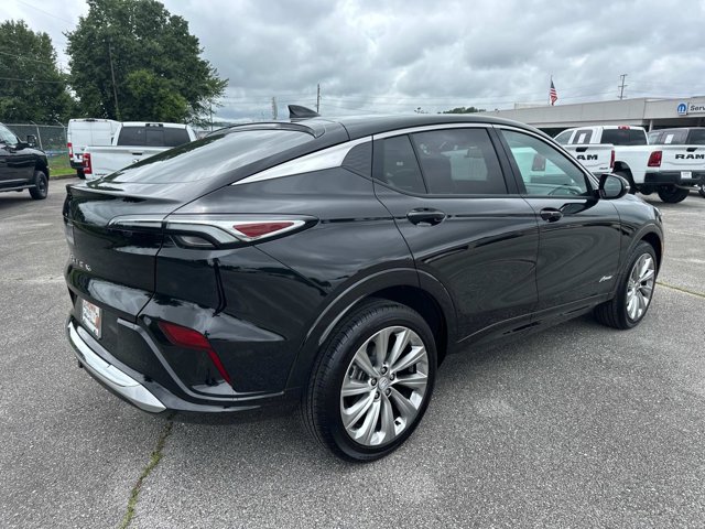 Vehicle image 6 of 32