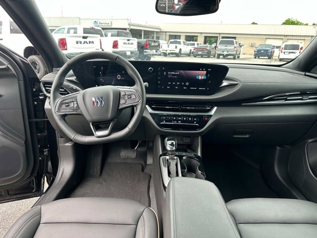 Vehicle image 16 of 32