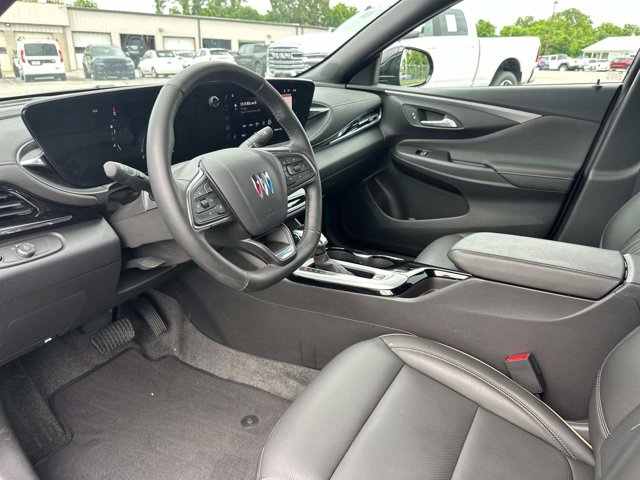 Vehicle image 31 of 32