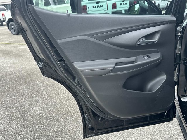 Vehicle image 12 of 32