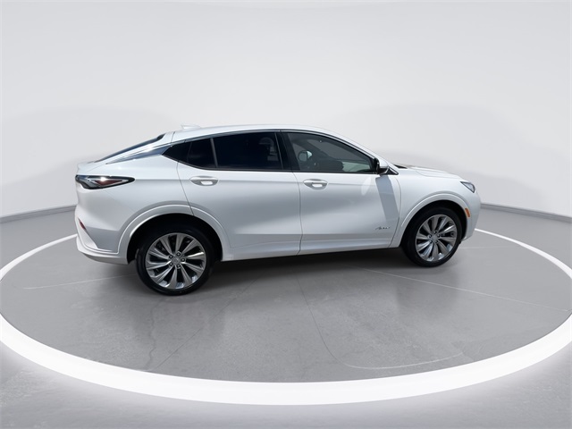 Vehicle image 17 of 46