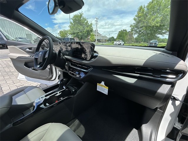 Vehicle image 44 of 46