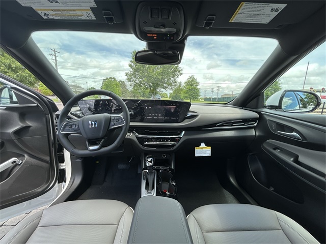 Vehicle image 36 of 46