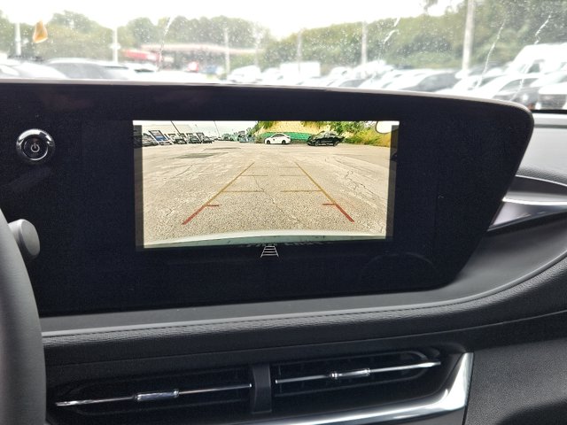 Vehicle image 12 of 18