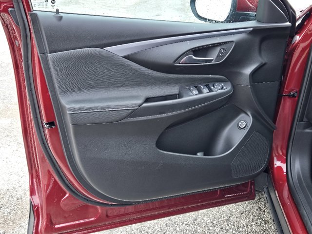 Vehicle image 15 of 18