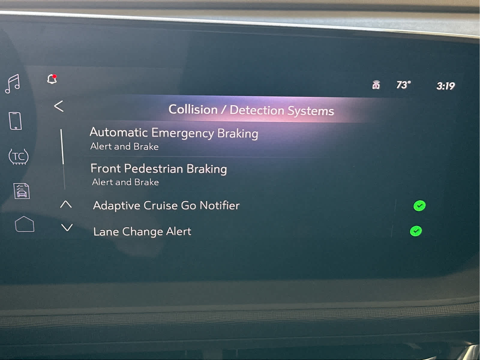 Vehicle image 43 of 48