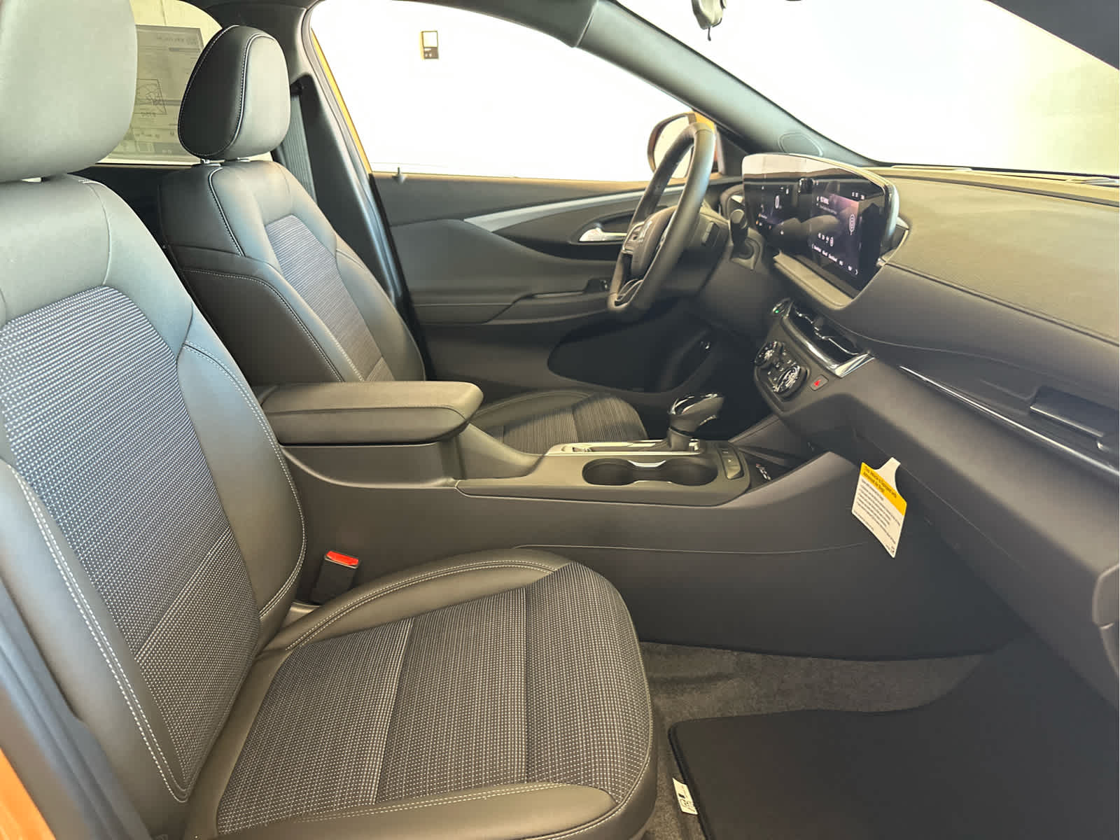 Vehicle image 24 of 48
