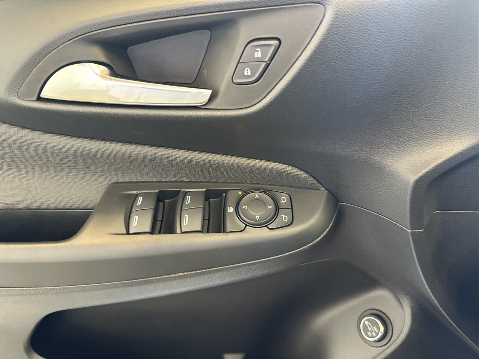Vehicle image 19 of 48