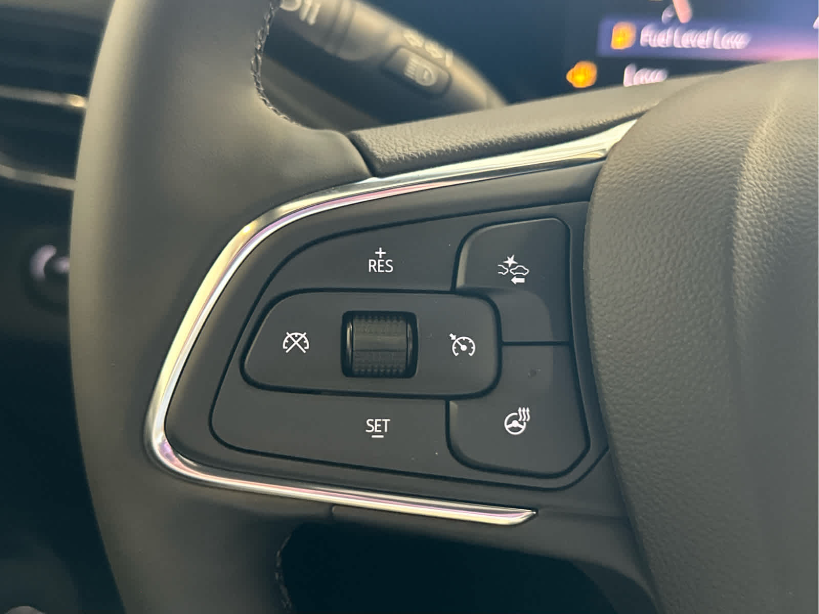 Vehicle image 34 of 48