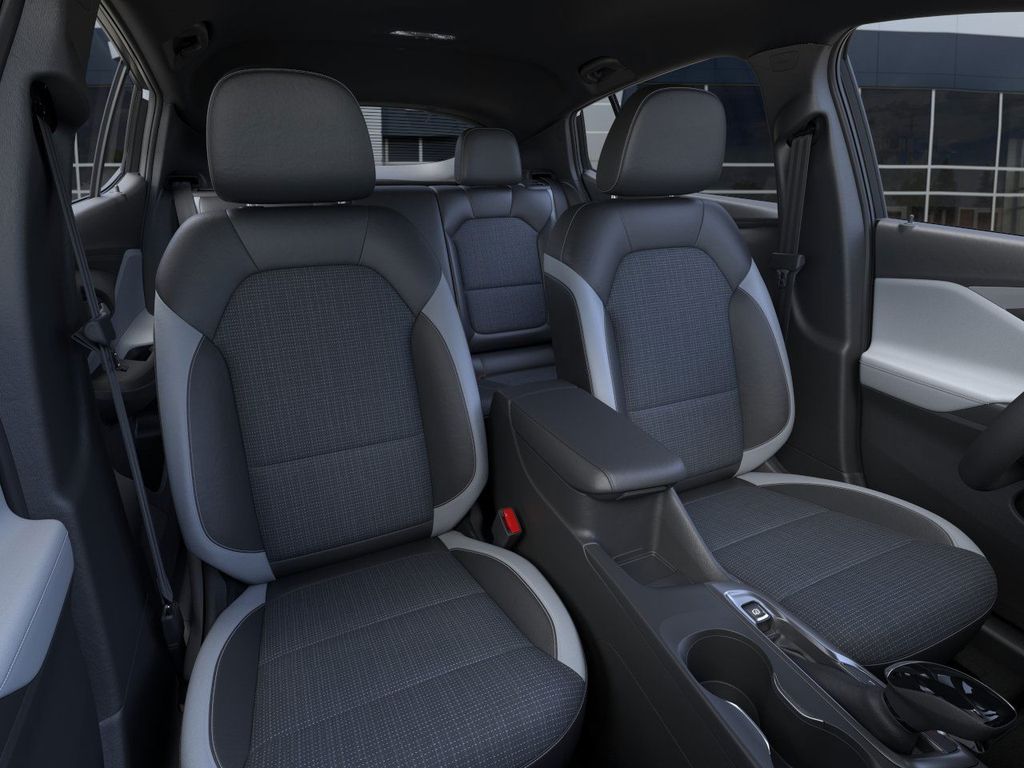 Vehicle image 16 of 24